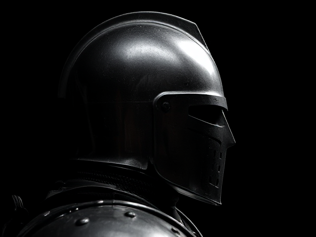 Metal on the head of a knight